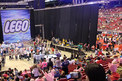 queing for a match at the FTC World Championship